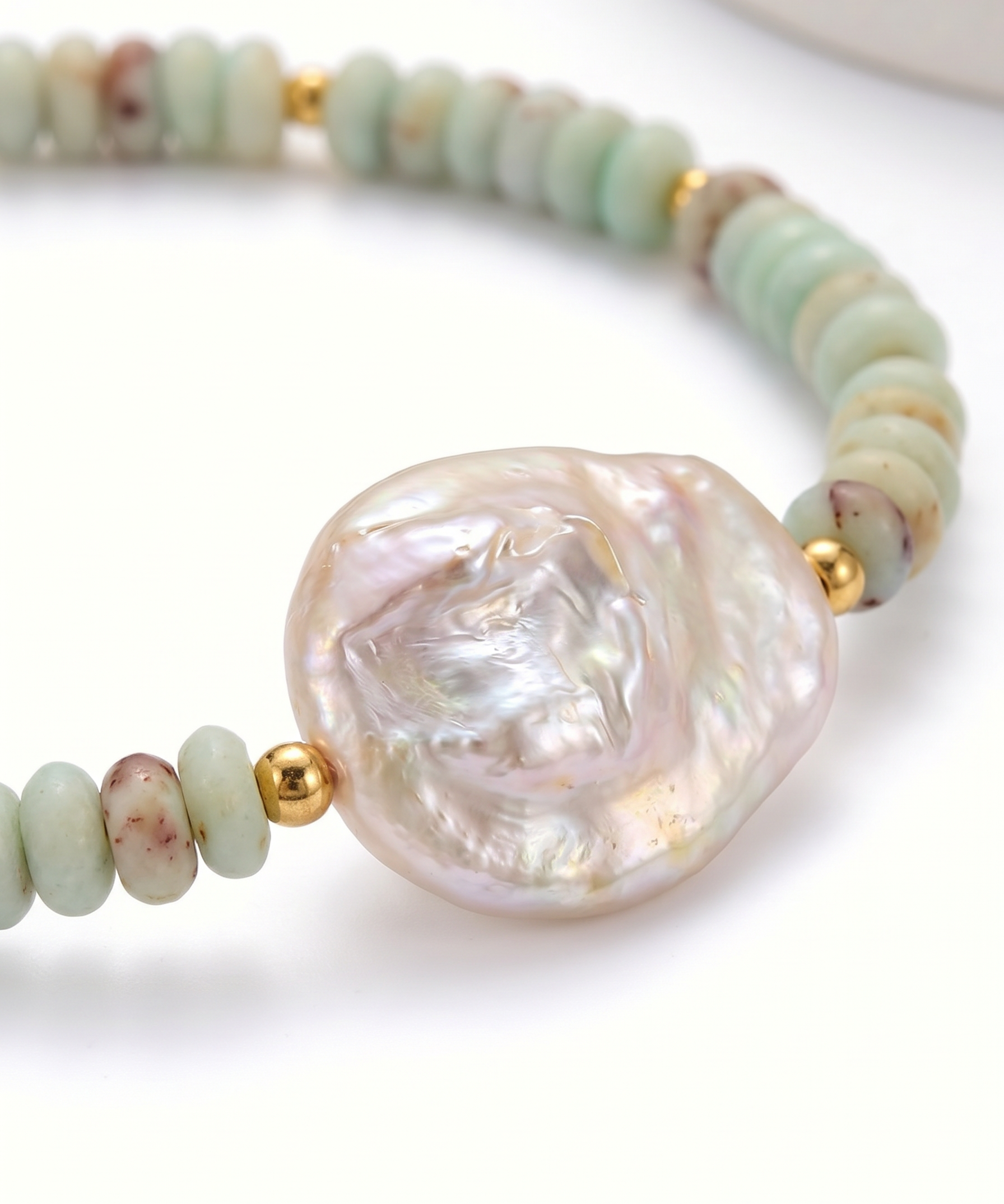Pearl & Shoushan Gemstone Bracelet  detail view