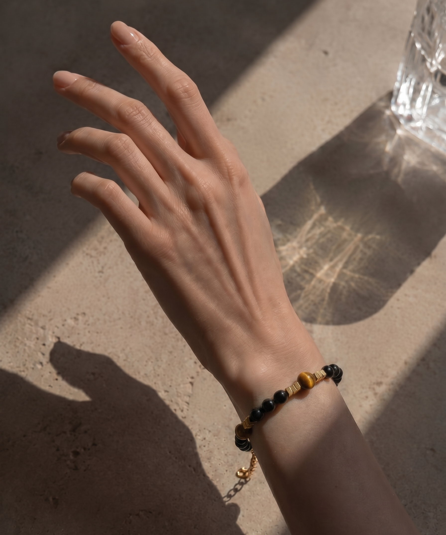 18K Gold Plated Tiger's Eye & Obsidian Adjustable Bracelet detail view