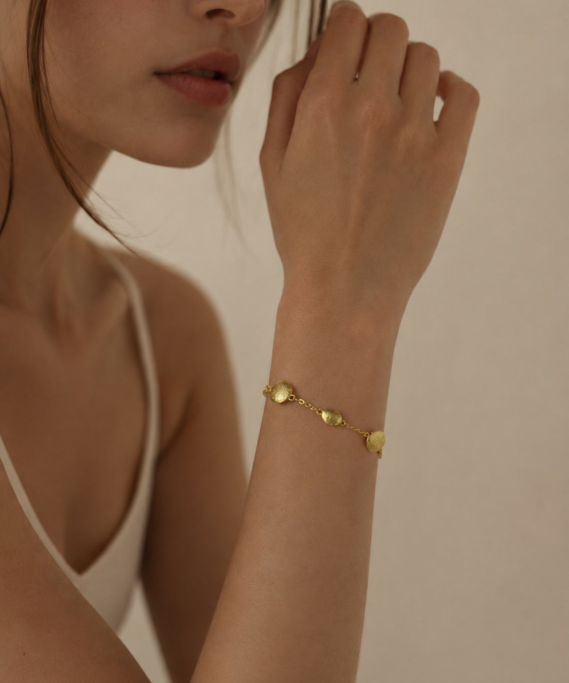 18K Gold Plated Matte Bean Chain Bracelet detail view