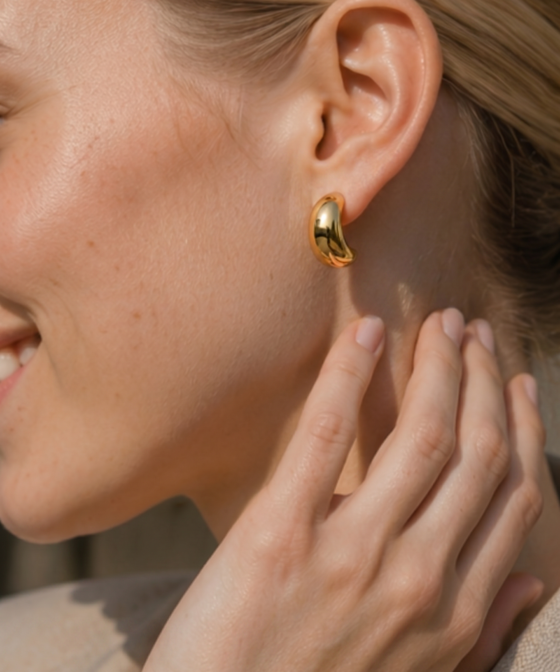 18K Gold & Silver Plated Chunky Curved Stud Earrings detail view