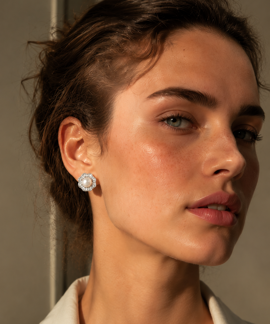 Freshwater Pearl Sunburst Stud Earrings detail view