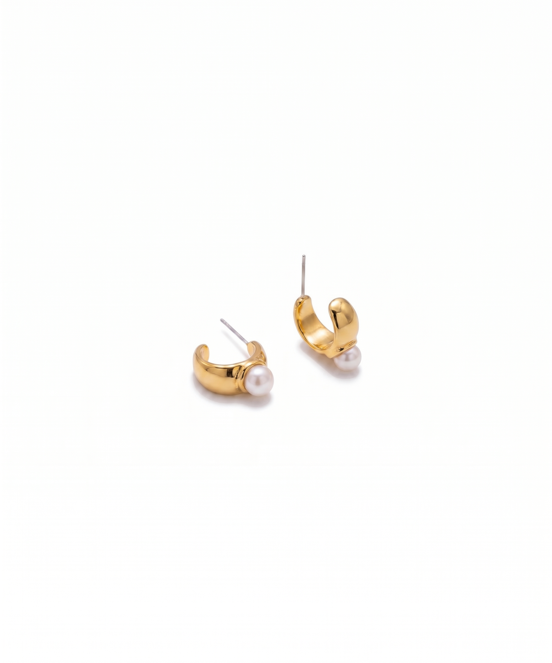 Freshwater Pearl C-Hoop Stud Earrings by Natelyrian